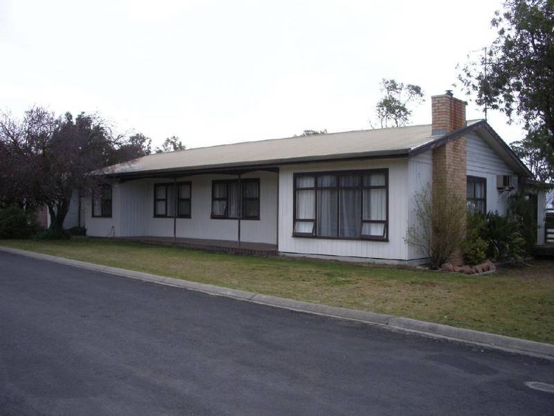 13 Eveline Street, Bordertown SA 5268