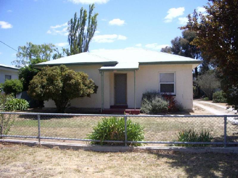 5 Elizabeth Avenue, Bordertown SA 5268