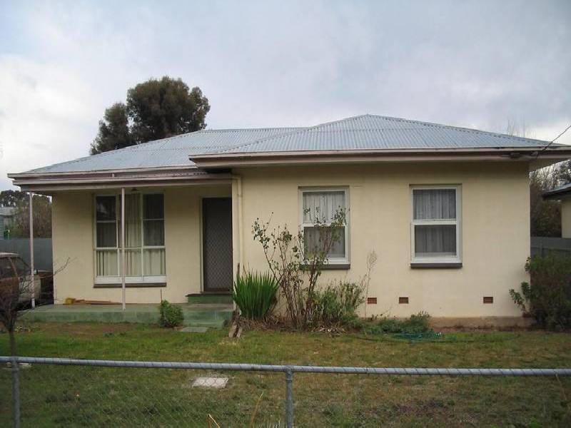 7 Elizabeth Ave, Bordertown SA 5268