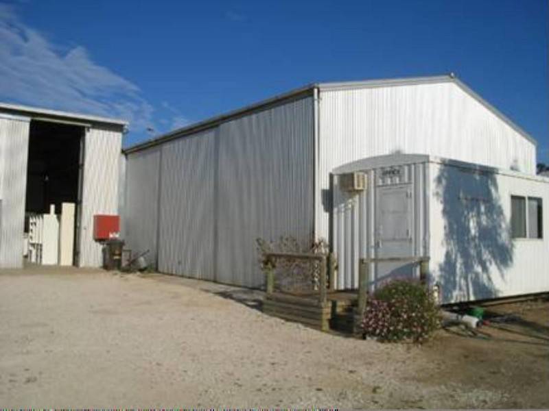 7 Racecourse Road, Bordertown SA 5268