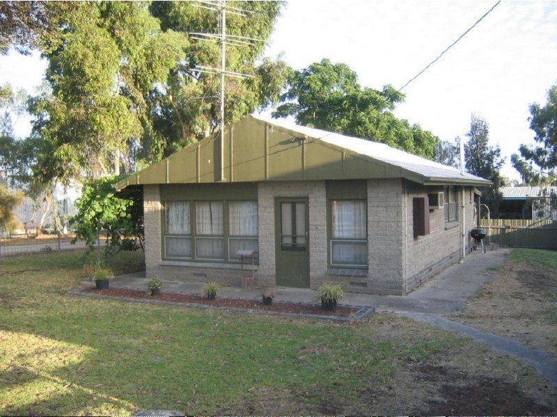 93 Dukes Highway, Bordertown SA 5268