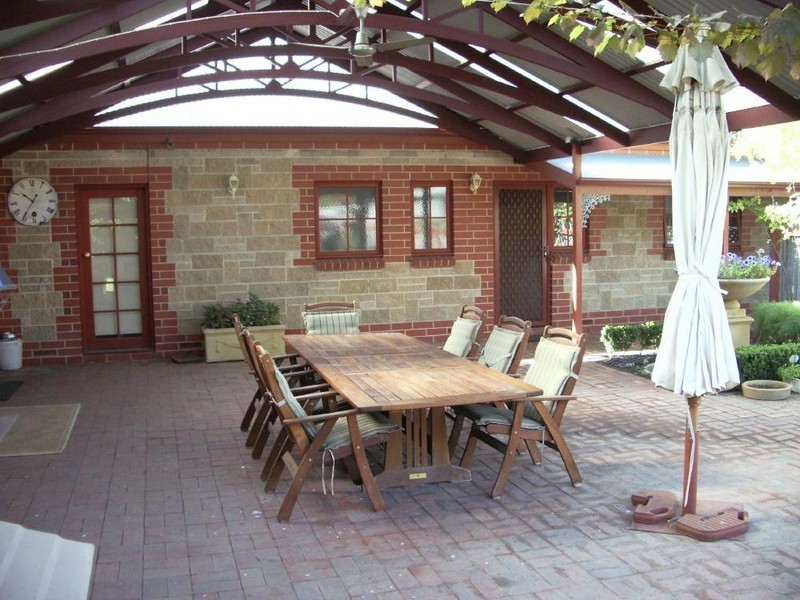 1 Frances Road, Bordertown SA 5268