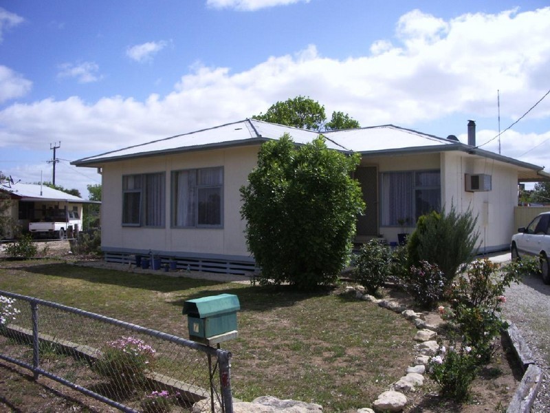 7 Hay Street, Bordertown SA 5268