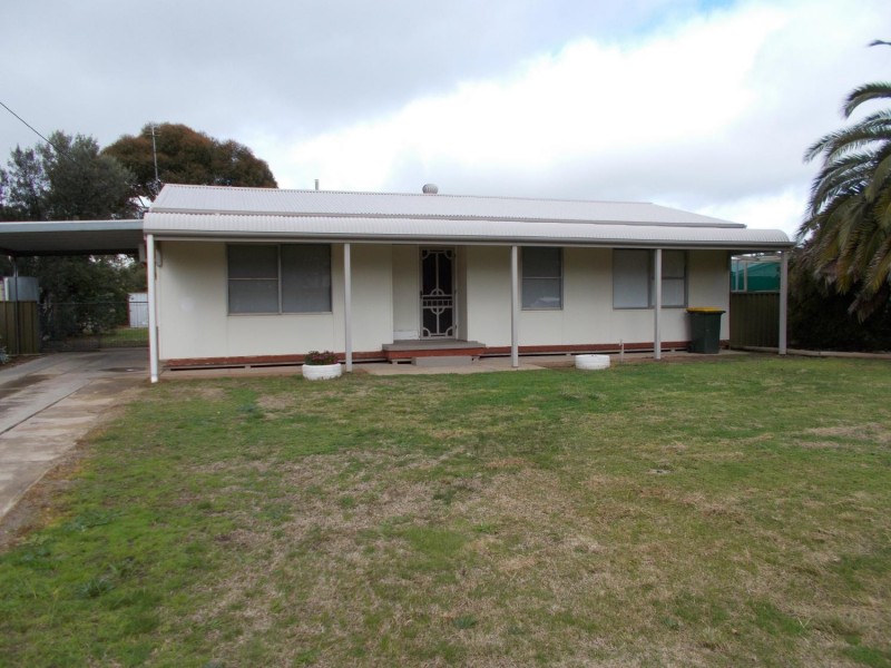 12 Buik Street, Bordertown SA 5268