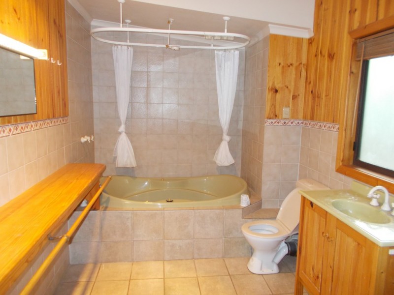 14 Dinning Terrace, Bordertown SA 5268