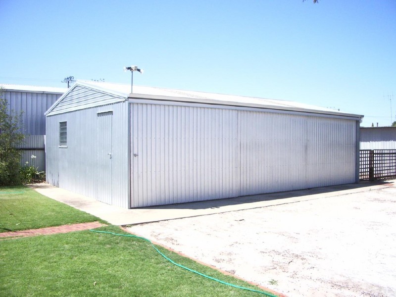20 Fourth Street, Bordertown SA 5268