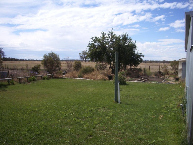 18 Riddock Hwy, Padthaway SA 5271