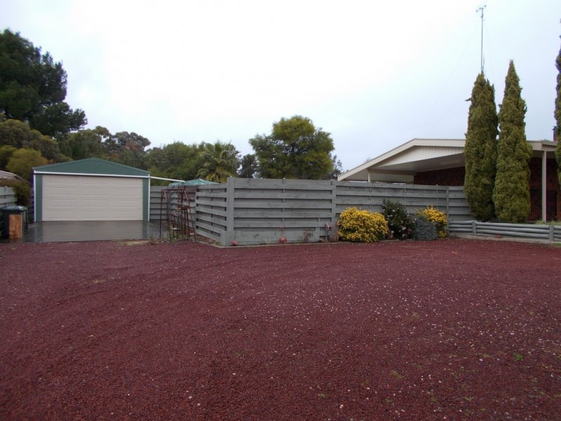 30 Albert Parade, Bordertown SA 5268