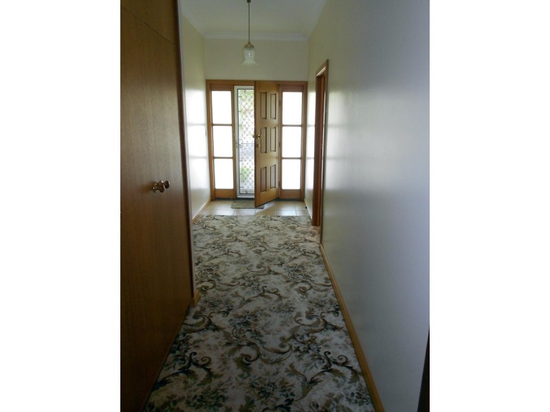 37 DeCourcey Street, Bordertown SA 5268