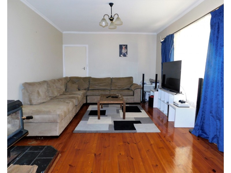 12 Oliver Street, Bordertown SA 5268