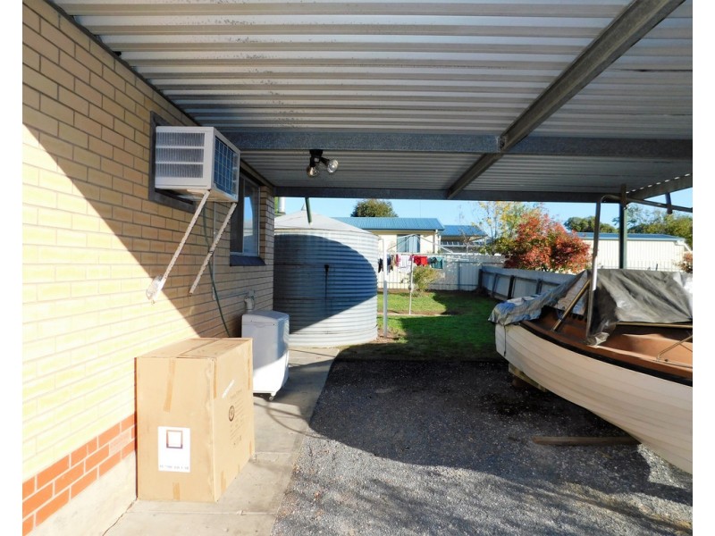 12 Oliver Street, Bordertown SA 5268