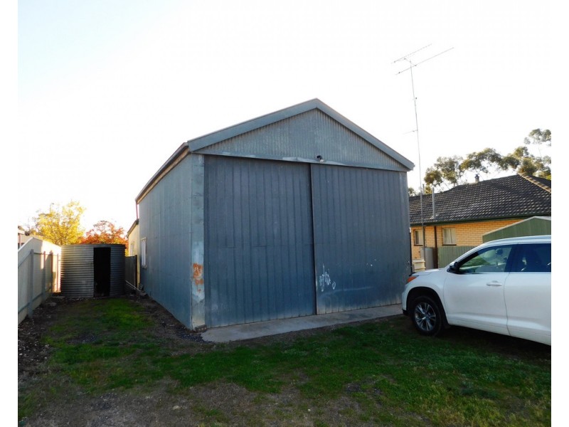 12 Oliver Street, Bordertown SA 5268