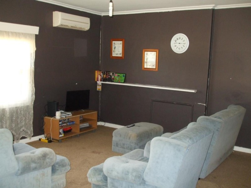 12 Foster Road, Pinnaroo SA 5304