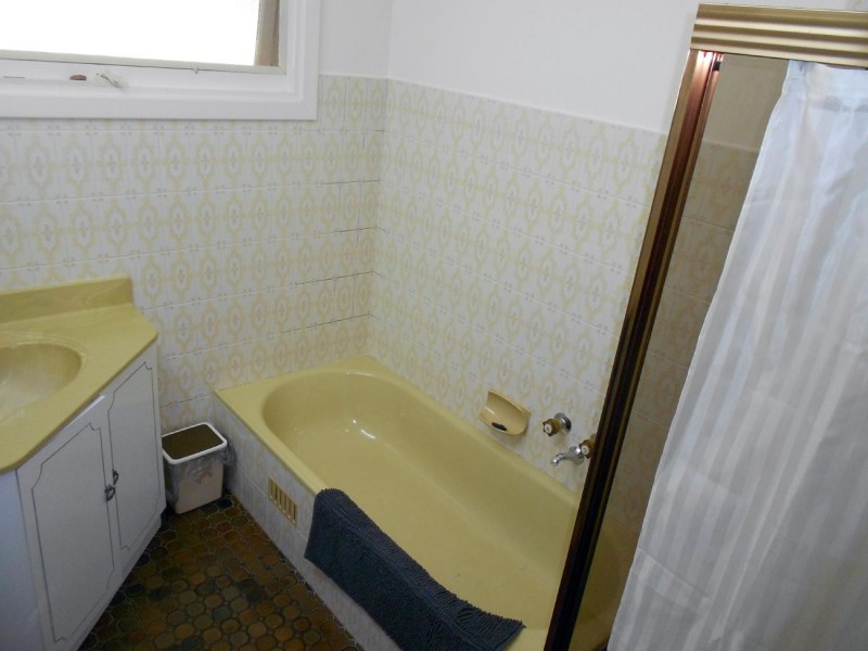 17 – 20 Eighth St and Ramsay Tce, Bordertown SA 5268