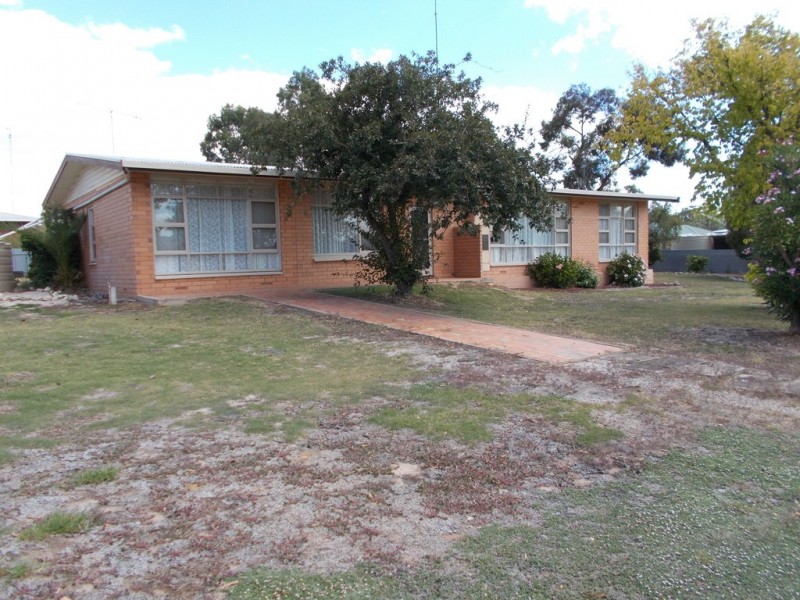 24 Albert Parade, Bordertown SA 5268