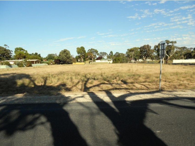 2 Victoria Pde, Creecoona Tce and Brompton St, Bordertown SA 5268