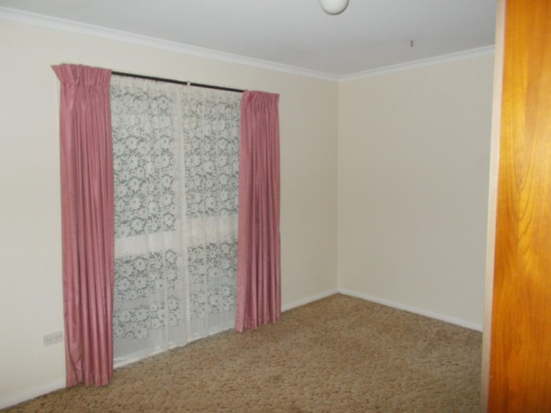 17 Eighth Street, Bordertown SA 5268
