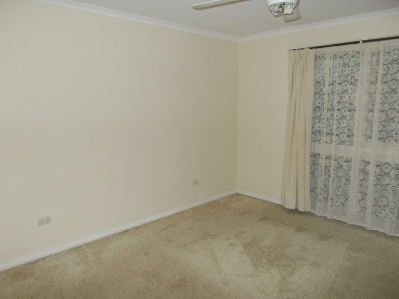 17 Eighth Street, Bordertown SA 5268
