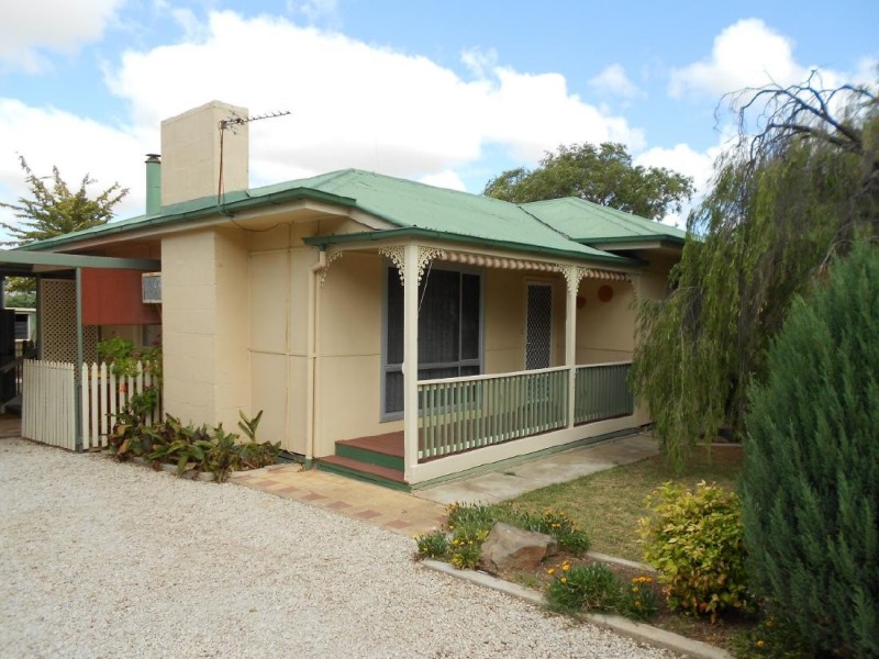 140 West Tce, Bordertown SA 5268