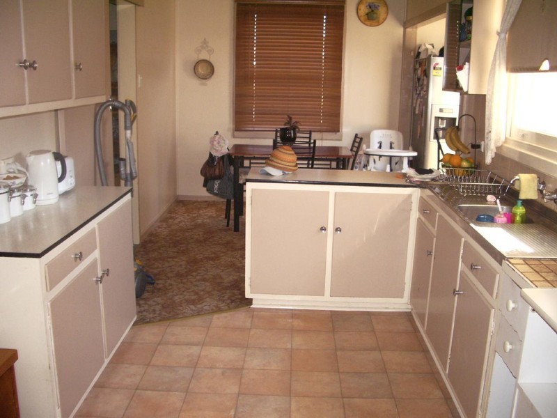 14 English St, Bordertown SA 5268