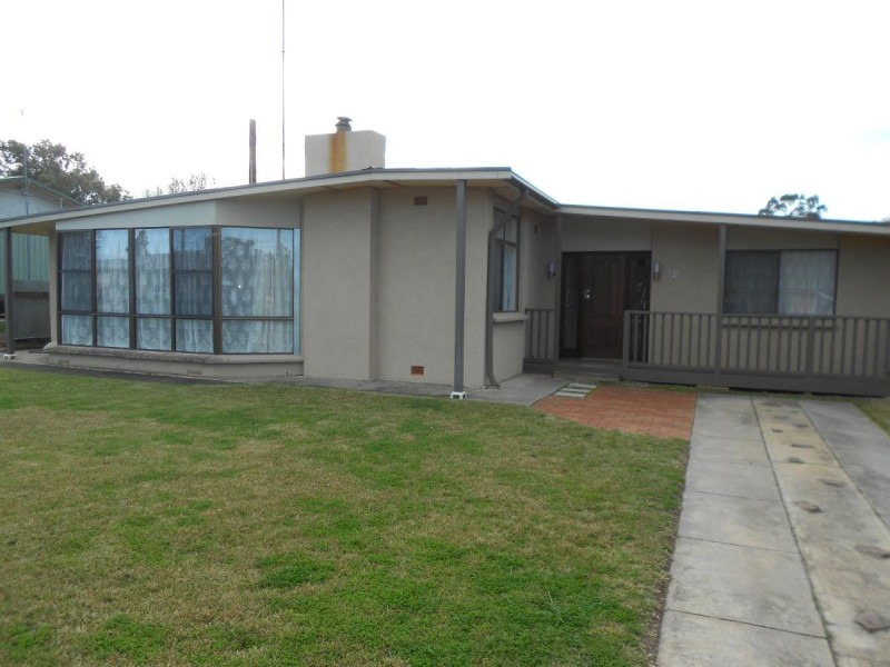 79 Venn Avenue, Bordertown SA 5268