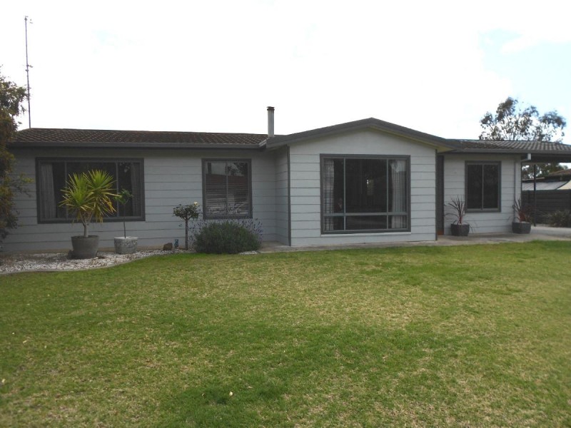 15 Bertha Street, Bordertown SA 5268
