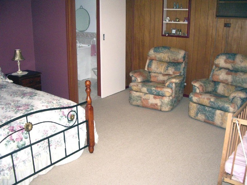 28 Cotton St, Bordertown SA 5268