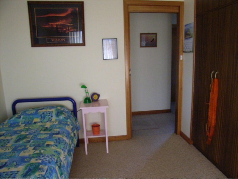 96 Victoria Pde, Bordertown SA 5268