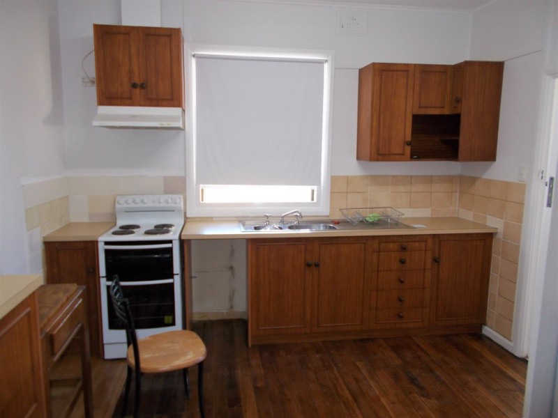 208 Victoria Pde, Bordertown SA 5268