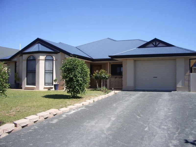 104 South Ave, Bordertown SA 5268
