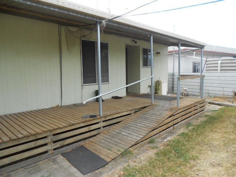 2 Bertha St, Bordertown SA 5268