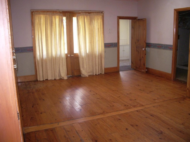 24 Pigeon Flat Rd, Bordertown SA 5268