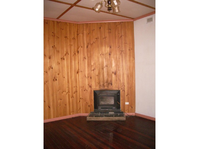 24 Pigeon Flat Rd, Bordertown SA 5268