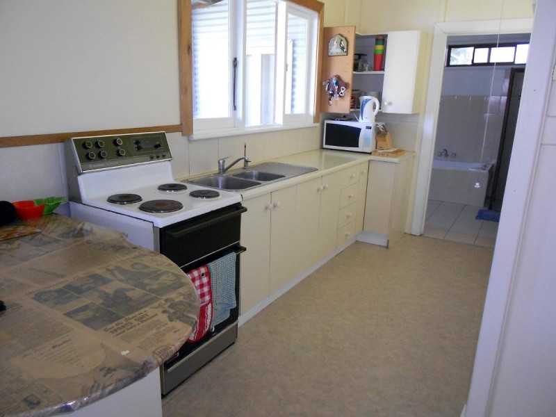 41 Naracoorte Rd., Bordertown SA 5268