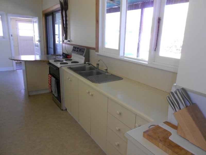 41 Naracoorte Rd., Bordertown SA 5268