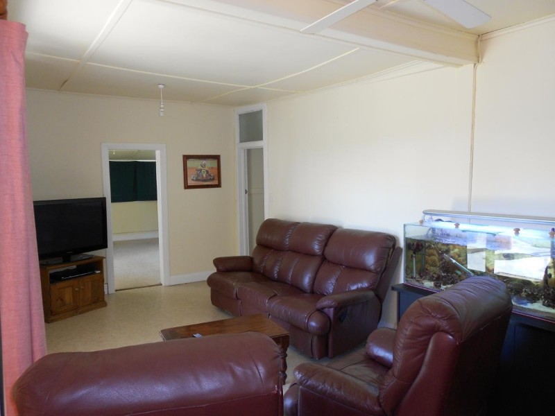 41 Naracoorte Rd., Bordertown SA 5268