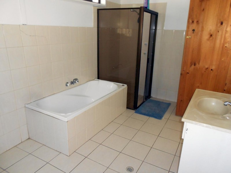 41 Naracoorte Rd., Bordertown SA 5268