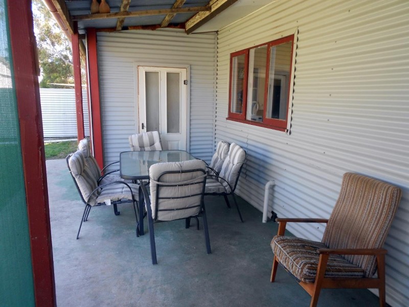 41 Naracoorte Rd., Bordertown SA 5268