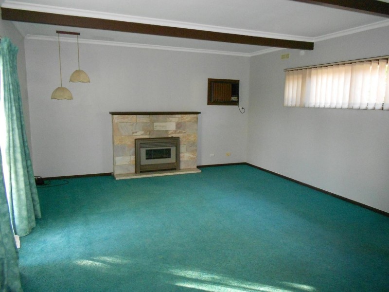 64 Venn Avenue, Bordertown SA 5268