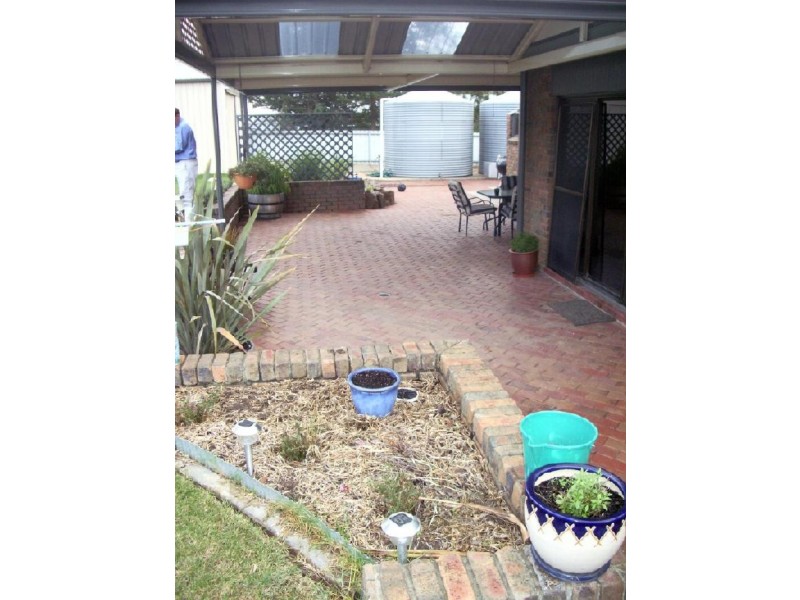 21 Creecoona Terrace, Bordertown SA 5268