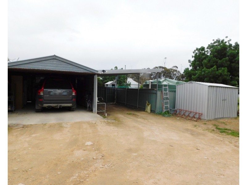 8 Wirrega Road, Mundulla SA 5270
