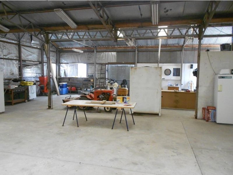4 Seventh Street, Bordertown SA 5268