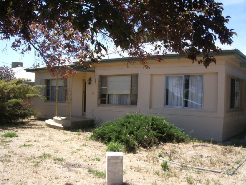 11 Dunn Street, Bordertown SA 5268