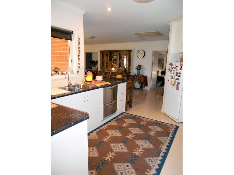 140 Victoria Parade, Bordertown SA 5268