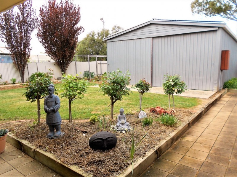 140 Victoria Parade, Bordertown SA 5268