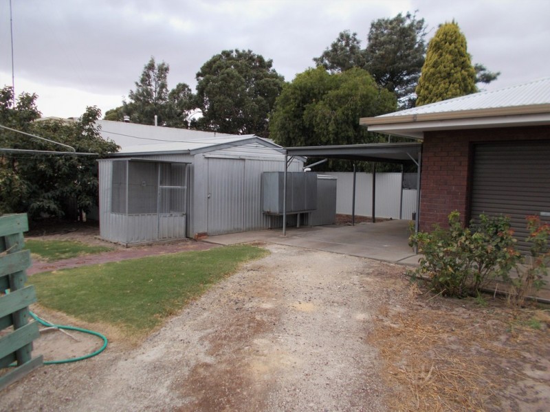 9 Cannawigara Road, Bordertown SA 5268
