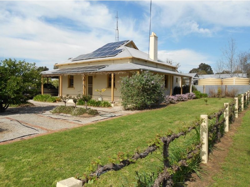 178 Victoria Pde, Bordertown SA 5268