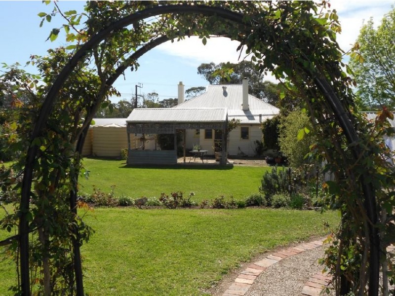 178 Victoria Pde, Bordertown SA 5268