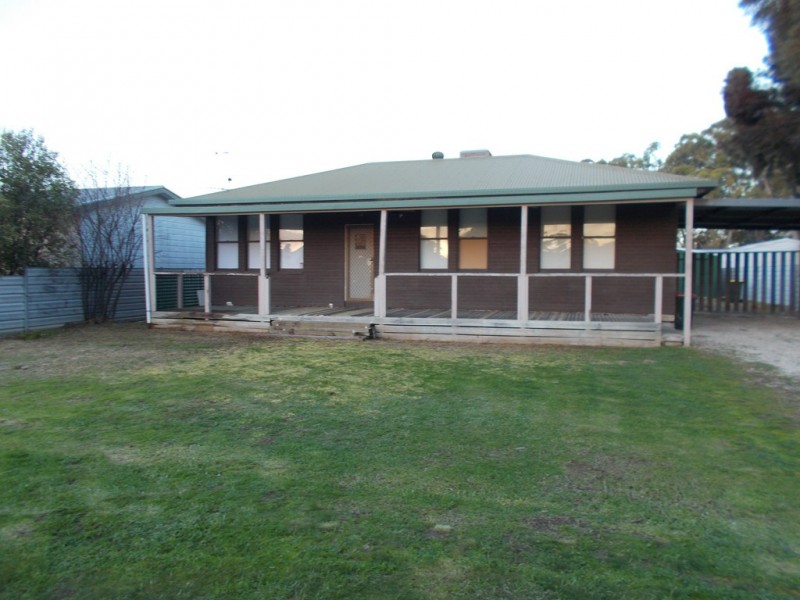 4 Second St, Bordertown SA 5268