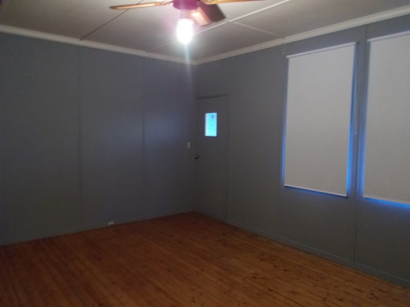 4 Second St, Bordertown SA 5268